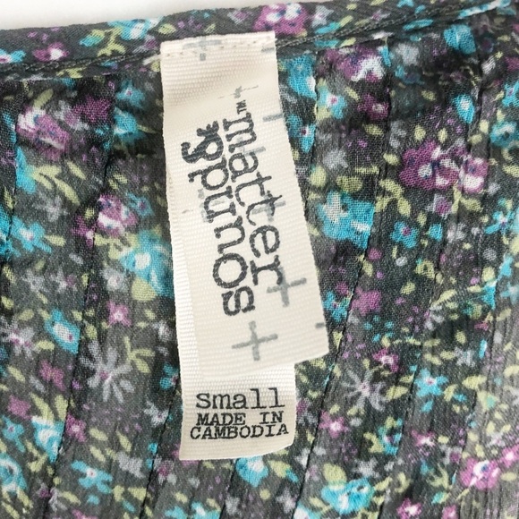 Sound & Matter Women’s Cottagecore Floral Button Down Sheer 3/4 Sleeve Blouse - Picture 15 of 16